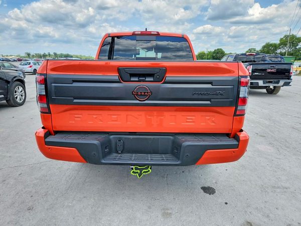 2025 NISSAN FRONTIER