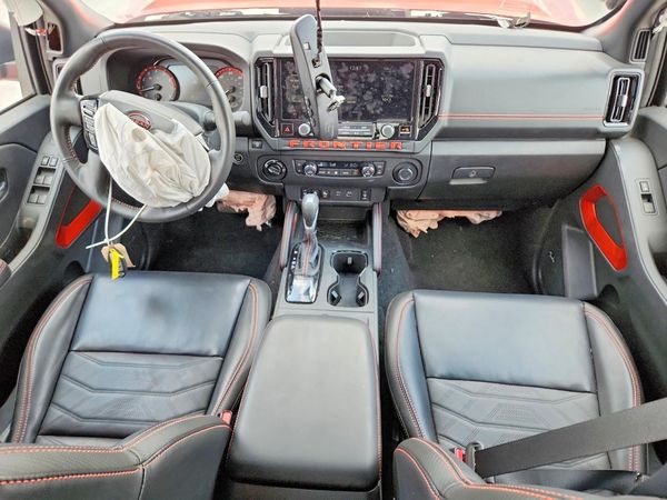 2025 NISSAN FRONTIER