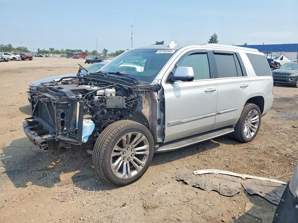 2015 CADILLAC ESCALADE Luxury