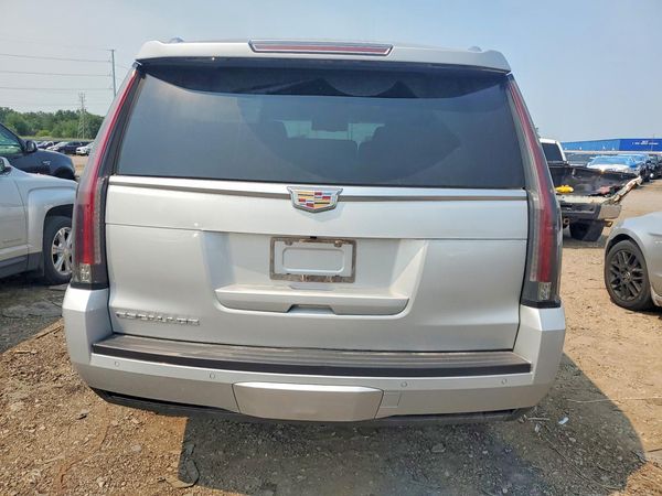2015 CADILLAC ESCALADE Luxury