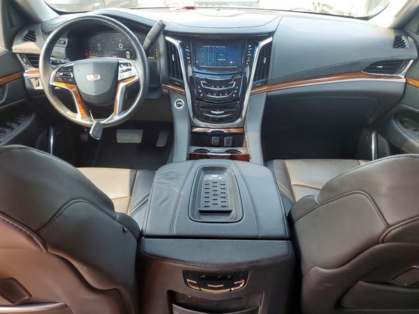 2015 CADILLAC ESCALADE Luxury
