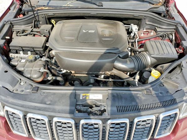 2018 JEEP GRAND CHEROKEE LAREDO 4X2