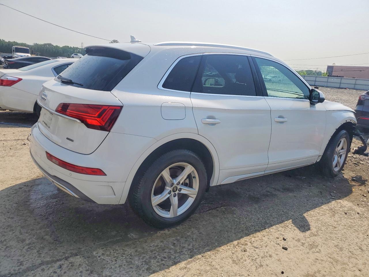 2021 AUDI Q5 quattro Premium