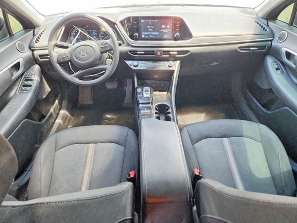 2021 HYUNDAI SONATA SE