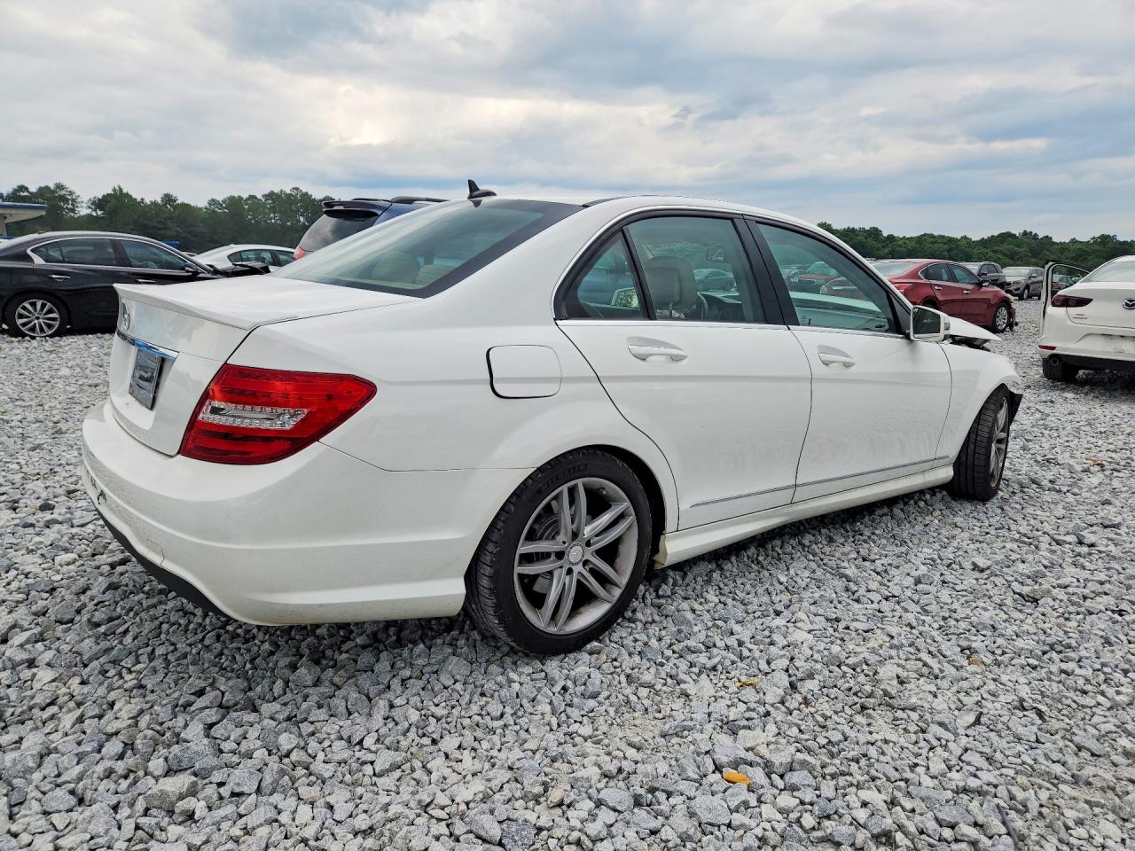 2014 MERCEDES-BENZ C C250