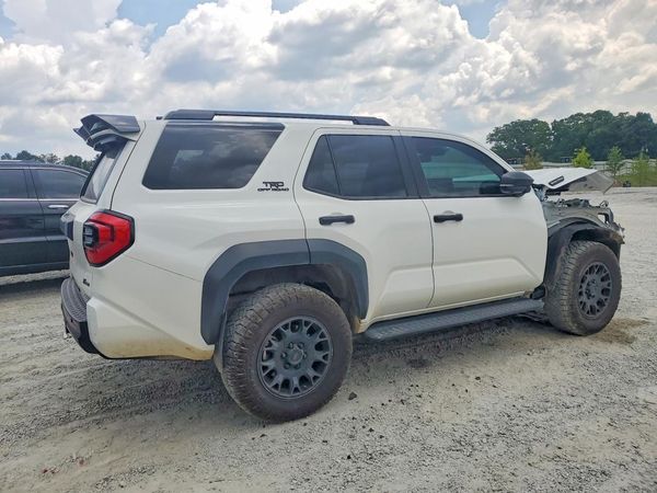 2025 TOYOTA 4RUNNER