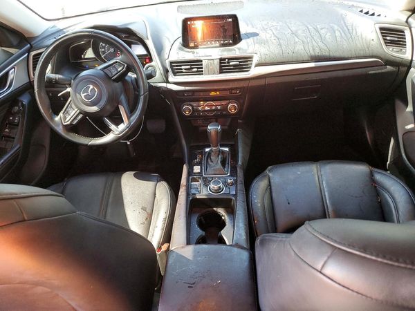 2018 MAZDA 3
