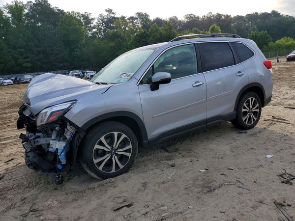 2019 SUBARU FORESTER