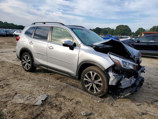 2019 SUBARU FORESTER