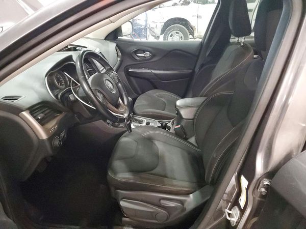 2015 JEEP CHEROKEE LATITUDE 4X4