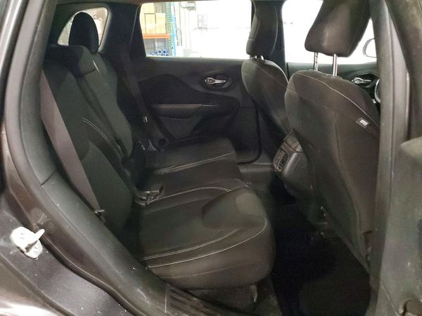 2015 JEEP CHEROKEE LATITUDE 4X4