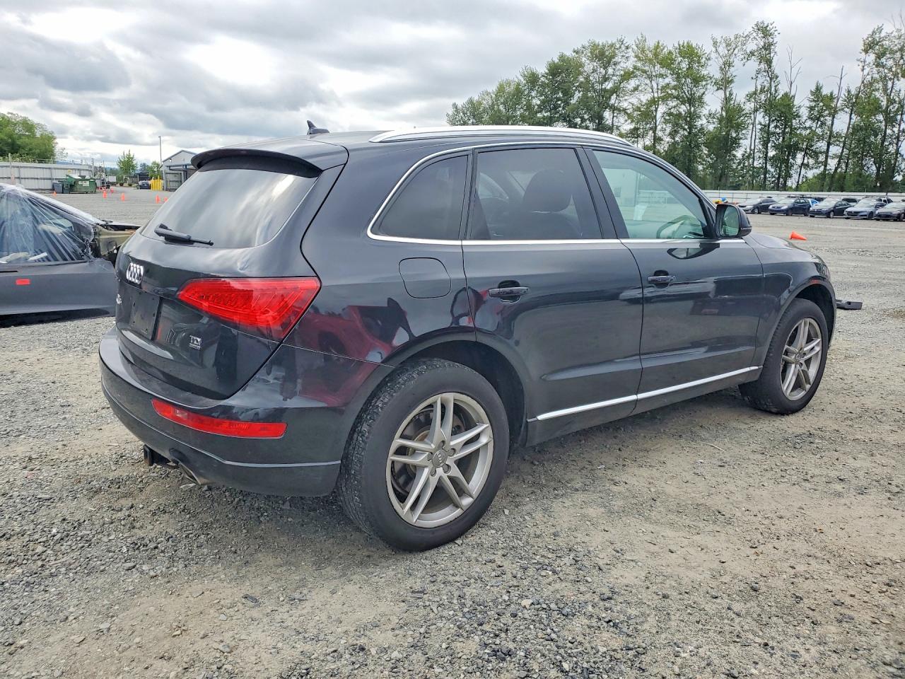 2014 AUDI Q5