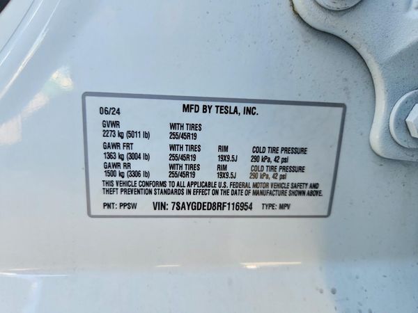 2024 TESLA MODEL Y