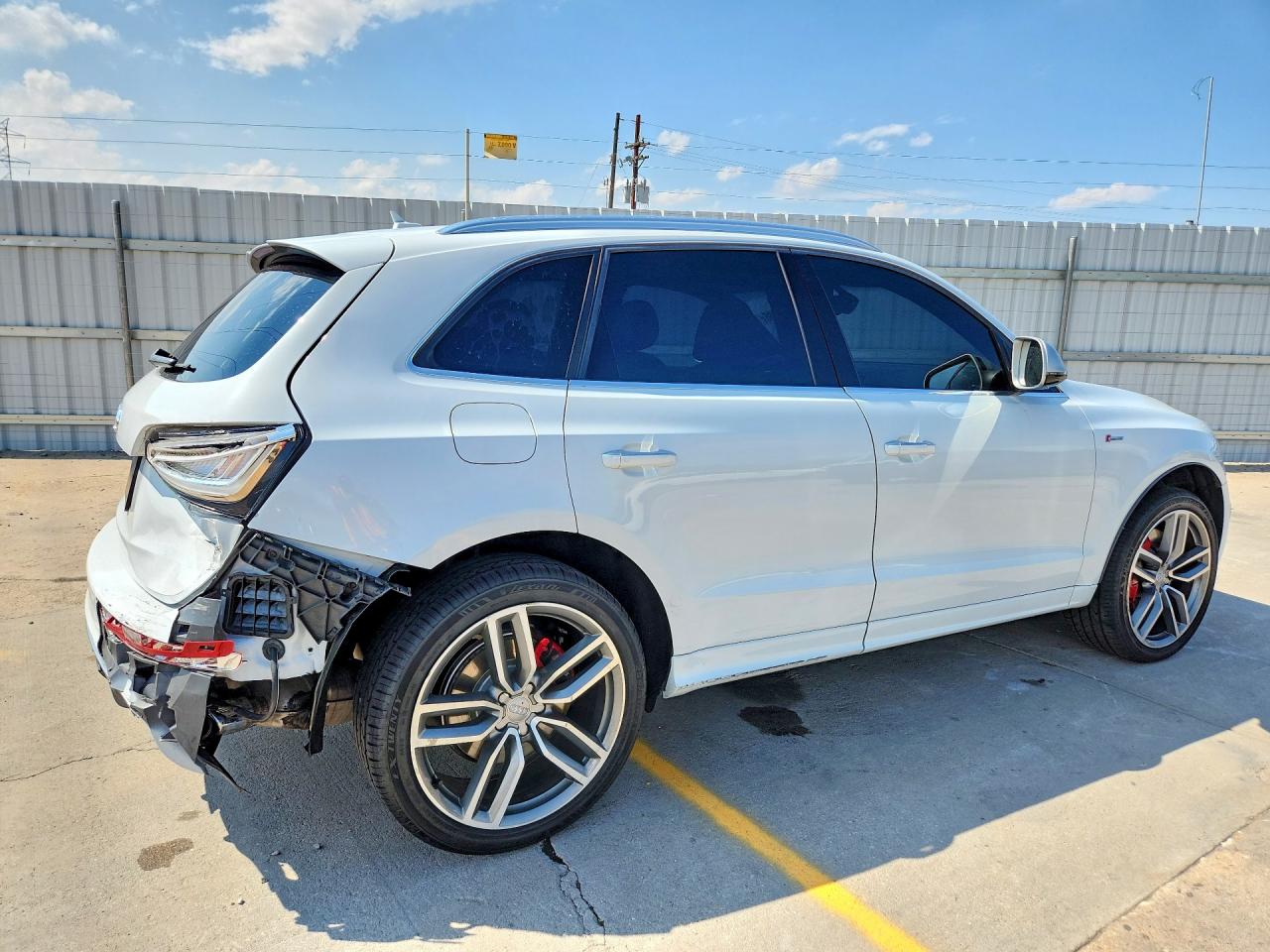 2016 AUDI SQ5 quattro Premium Plus