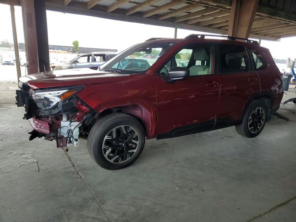2025 SUBARU FORESTER Premium