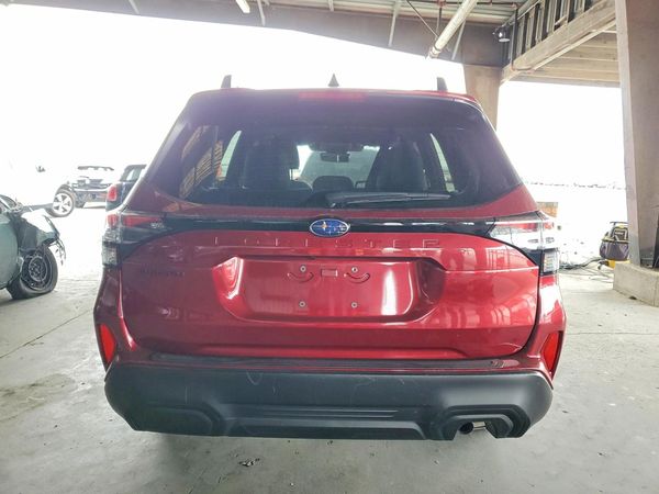 2025 SUBARU FORESTER Premium