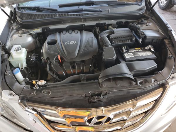 2013 HYUNDAI SONATA — Engine bay