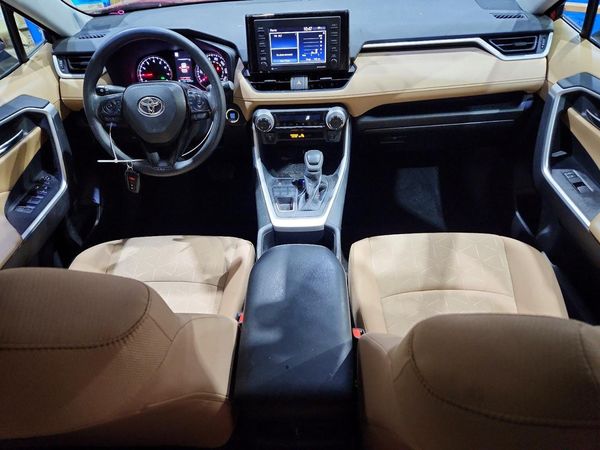 2022 TOYOTA RAV4 XLE