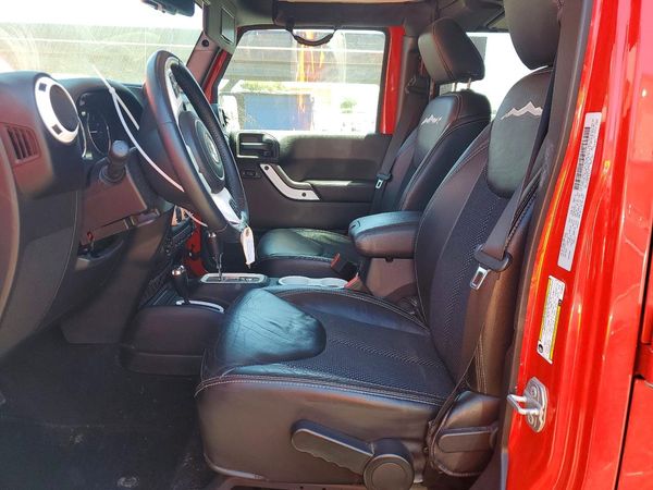 2015 JEEP WRANGLER UNLIMITED SAHARA 4X4