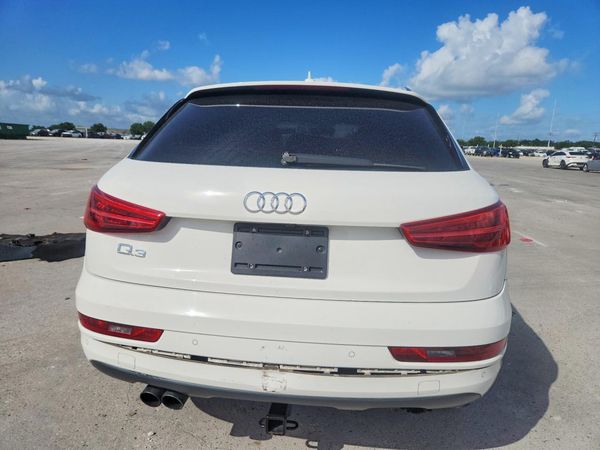 2017 AUDI Q3