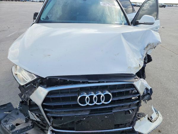 2017 AUDI Q3
