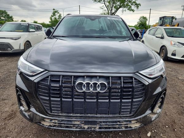 2025 AUDI Q3 quattro Technik