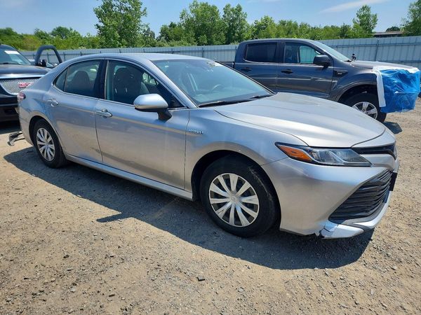2020 TOYOTA CAMRY