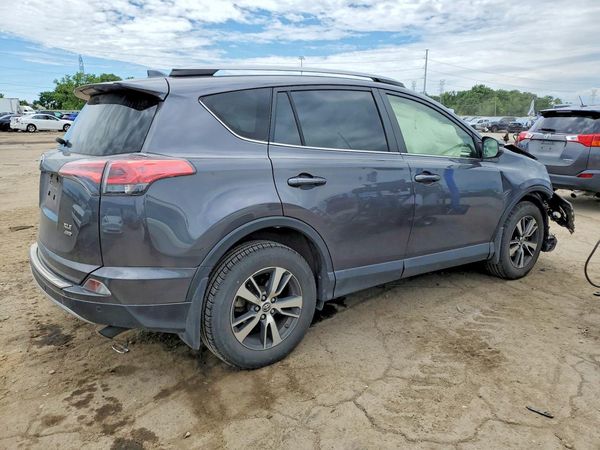 2018 TOYOTA RAV4 Adventure/XLE