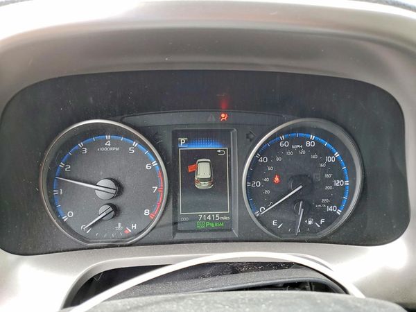 2018 TOYOTA RAV4 Adventure/XLE