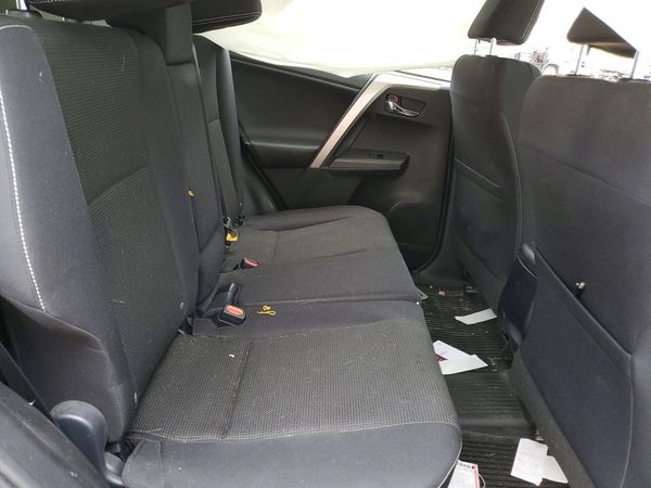 2018 TOYOTA RAV4 Adventure/XLE