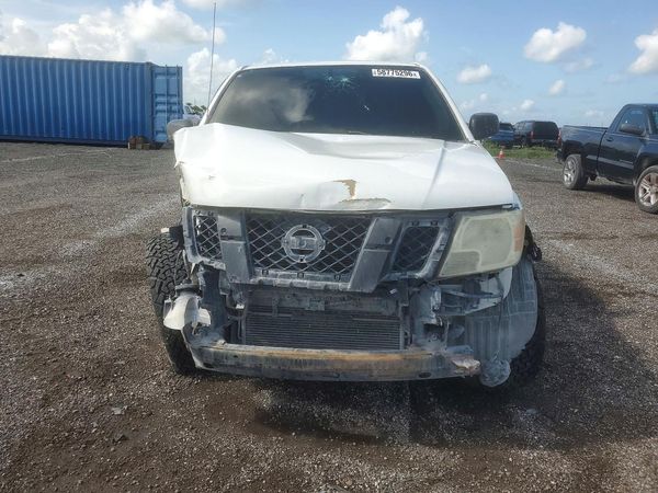 2019 NISSAN FRONTIER