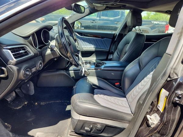 2018 MASERATI GHIBLI Luxury
