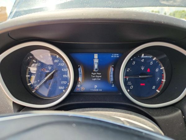 2018 MASERATI GHIBLI Luxury