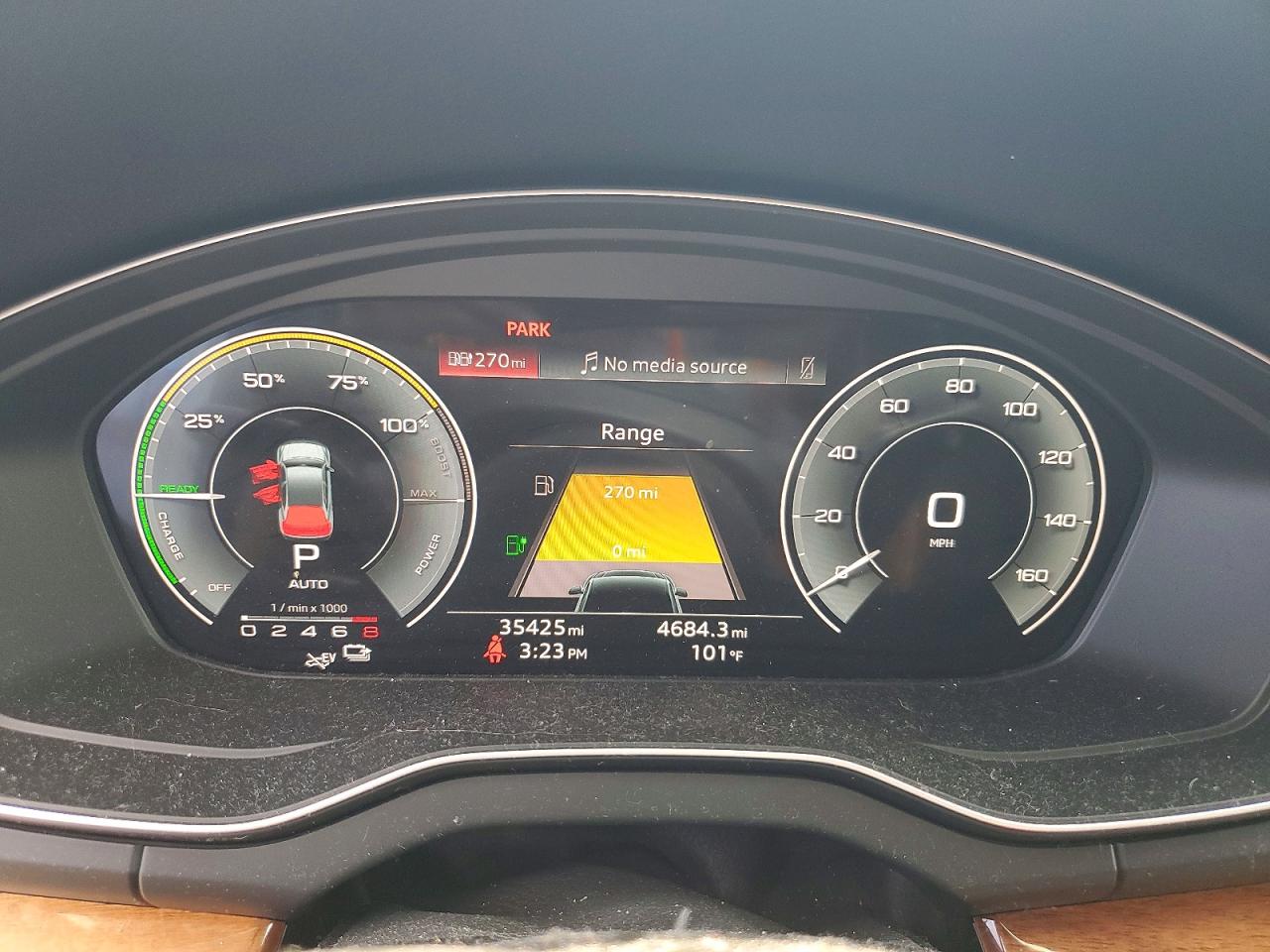 2023 AUDI Q5 E S Line quattro Premium