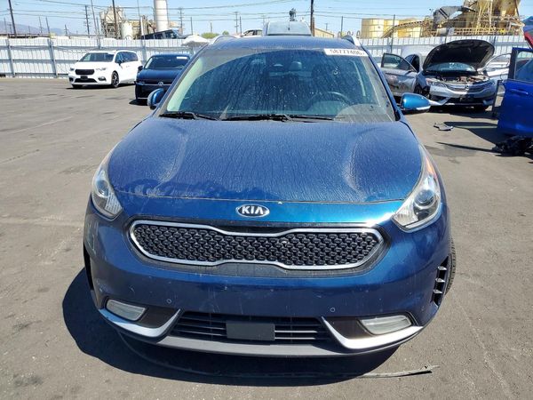 2017 KIA NIRO