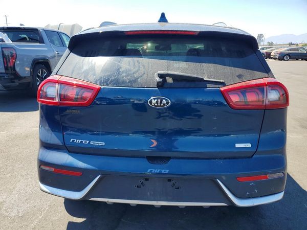 2017 KIA NIRO
