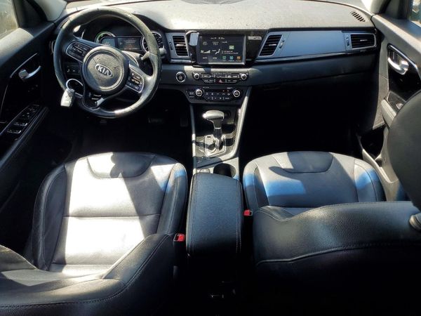 2017 KIA NIRO