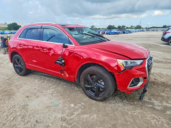2021 AUDI Q3