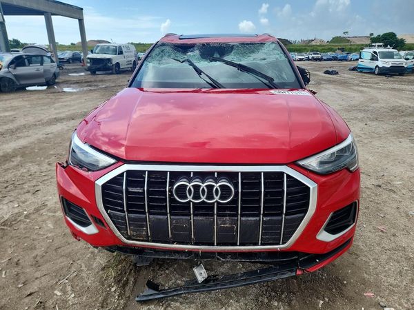 2021 AUDI Q3