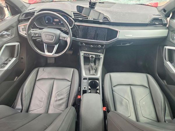 2021 AUDI Q3