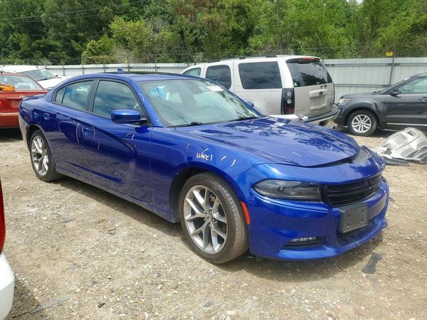 2020 DODGE CHARGER SXT
