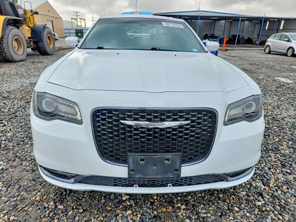 2020 CHRYSLER 300