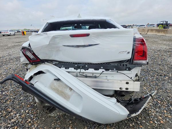 2020 CHRYSLER 300