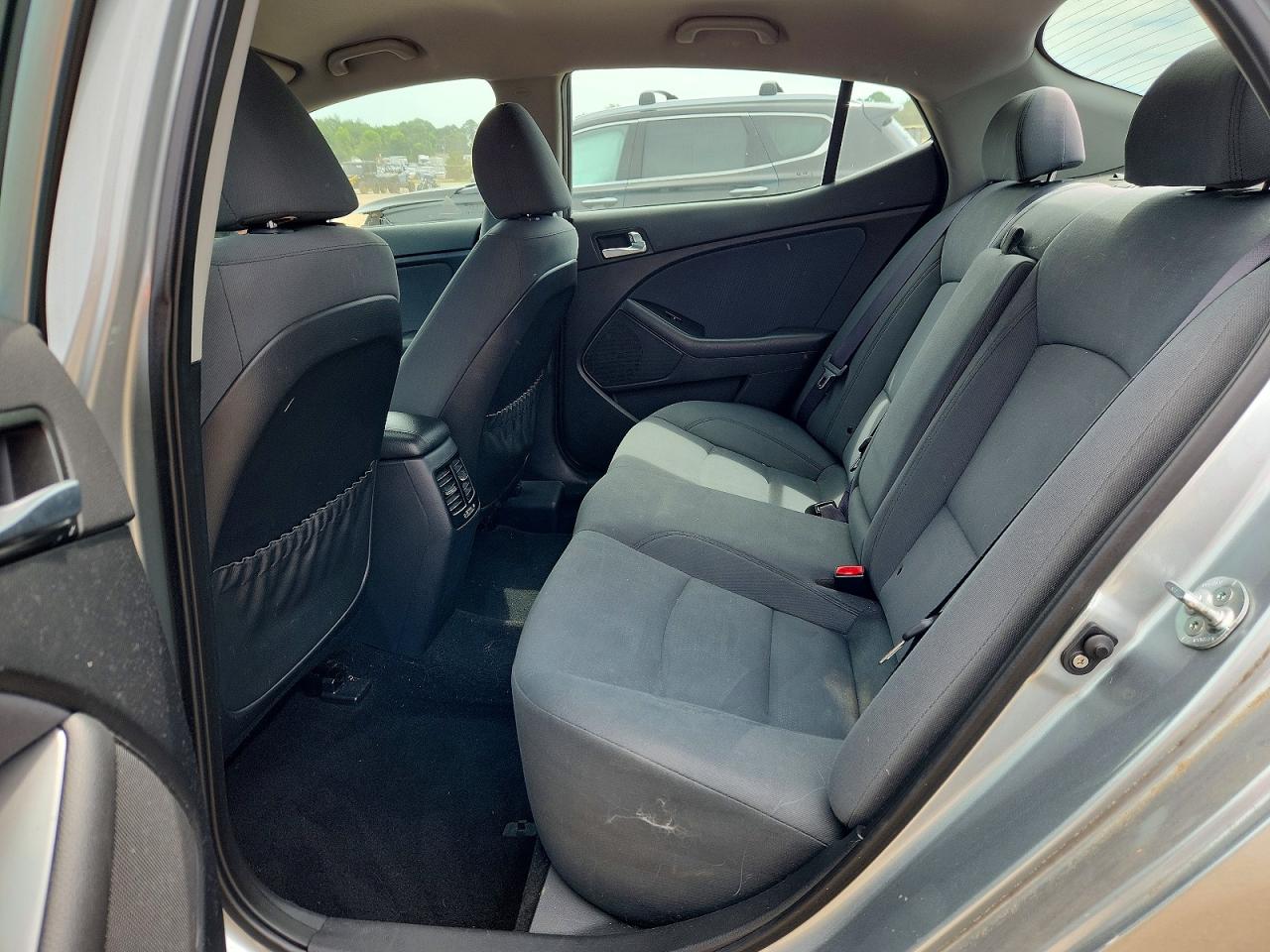 2015 KIA OPTIMA GL - Middle-low