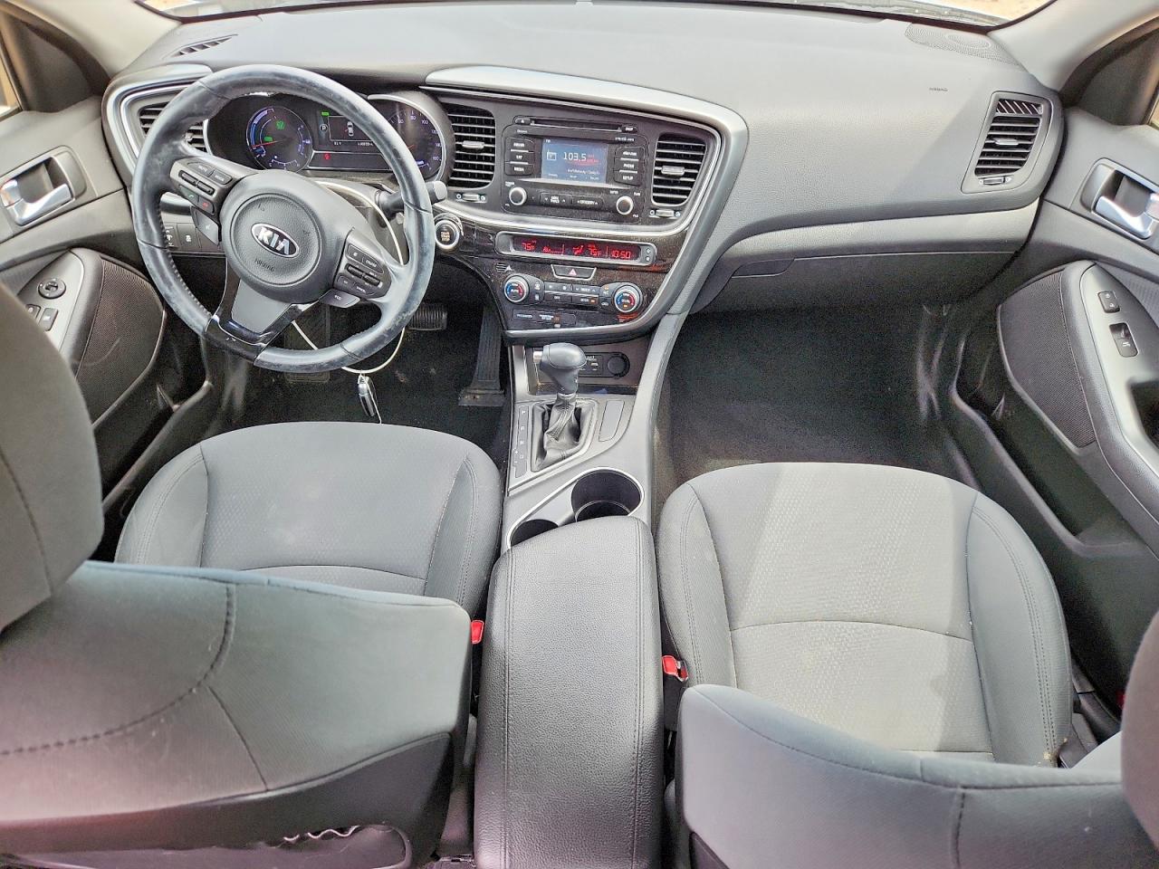 2015 KIA OPTIMA GL - Middle-low