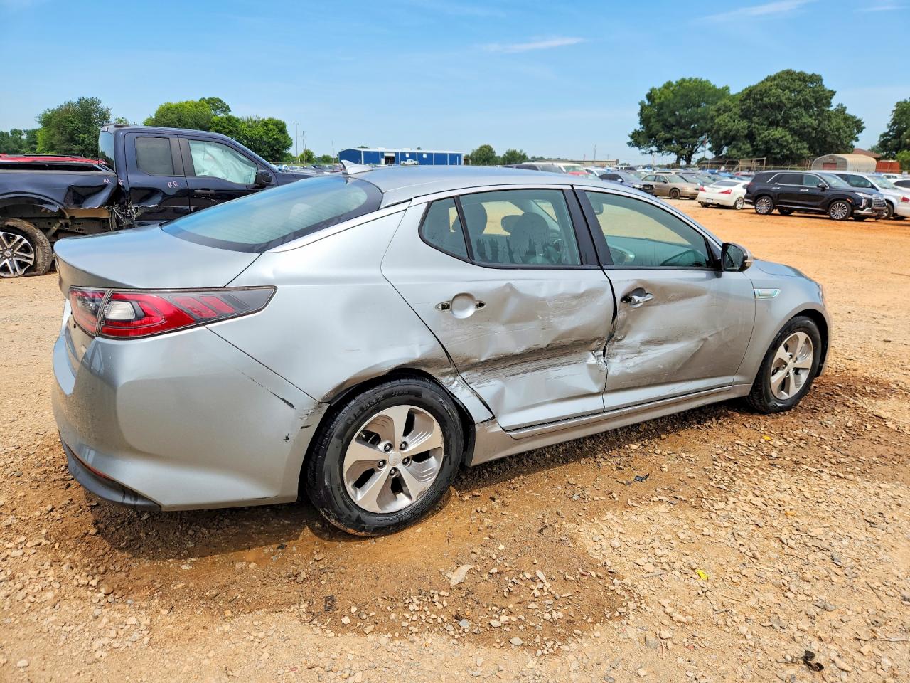 2015 KIA OPTIMA GL - Middle-low