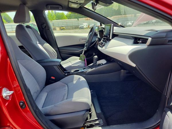 2020 TOYOTA COROLLA SE, CVT