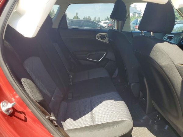 2024 KIA SOUL LX, S
