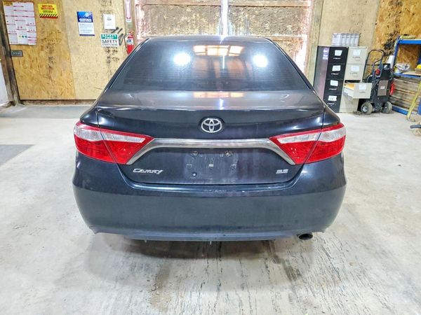 2016 TOYOTA CAMRY