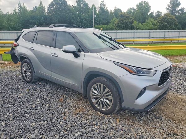 2023 TOYOTA HIGHLANDER